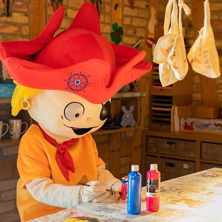 Familien Wellness Hotel Seeklause Mit Grossem Abenteuerspielplatz "Piraten-Insel-Usedom" Kinder Immer All-Inklusive & Getraenke Ganztags Inklusive Трассенхайде Экстерьер фото